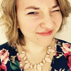 Meet your Posher, Lizzie